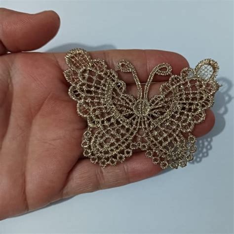 Renda E Pó De Borboleta - Borboleta de Renda Dourada Aplique Laços Artesanato 7cmx5cm