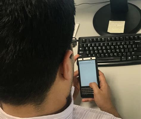 SD73 Has No Plans to Ban Cell Phones in Classrooms | Radio NL