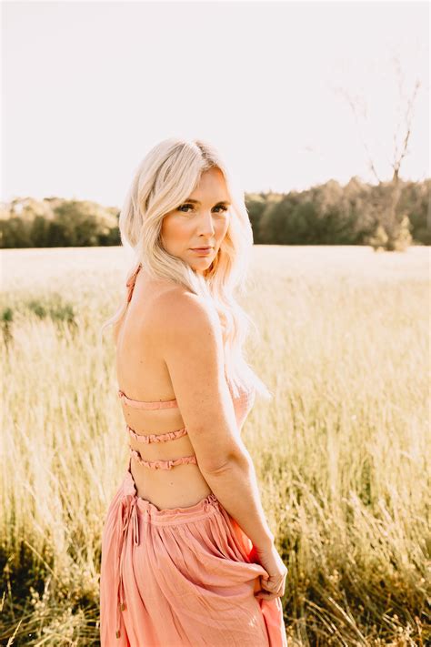 About Savannah Rae Beauty