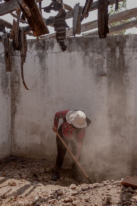 how to find a person in mexico