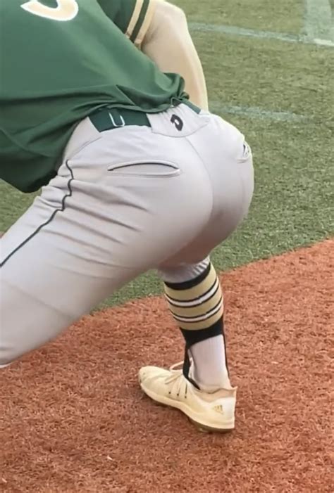 Hottt: Straight College Baseball Ass - ThisVid.com