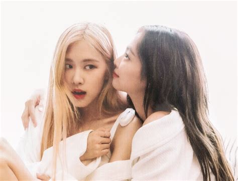 for chaennie on Twitter | Rosé and jennie, Blackpink photos, Blackpink