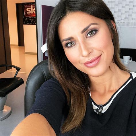 Jana Azizi on Instagram: “Frankreich steht im Halbfinale - verpasst ...