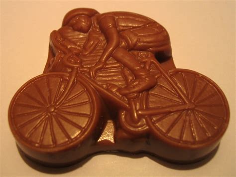Gründe Horizontal eng fahrrad aus schokolade International Präferenz ...