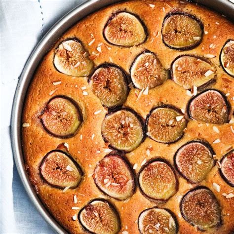 Easy Fig Cake Recipe - So Yummy! | My Poppet Living