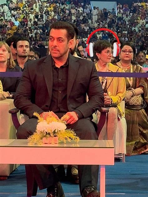 woman  bhai anushka  pk rbollyblindsngossip