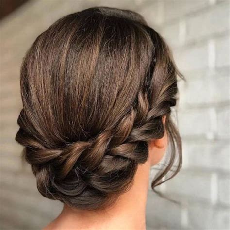 34 Beautiful Braided Wedding Hairstyles For The Modern Bride | Tania ...