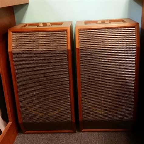 Speakers Vintage at Lindsay Johnson blog
