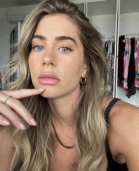 Mrs Bella [IRTR] : r/BeautifulFemales