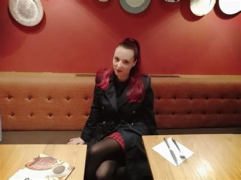 TW Pornstars - 2 pic. ♚MLXX♚. Twitter. The lighting might be ugly as