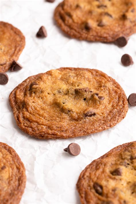 Crispy Chocolate Chip Cookies - Partylicious