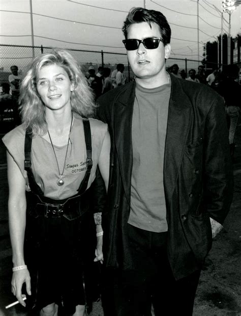 Ginger Lynn – Idol Features