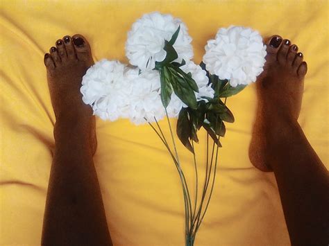 Selling Feet (@onlyfans__queen) / Twitter