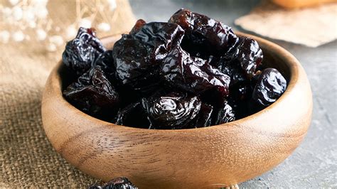 6 Health Benefits of Prunes: Nutrition, Digestion, and Bone Health Explained - Senior Fitness