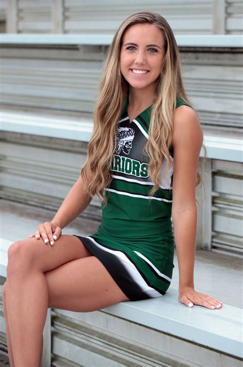 Pin by Liz Bennett on Cheerleaders | Sexy cheerleaders, Cheerleading