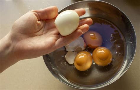 Салат оливье – классический рецепт с колбасой и солеными огурцами