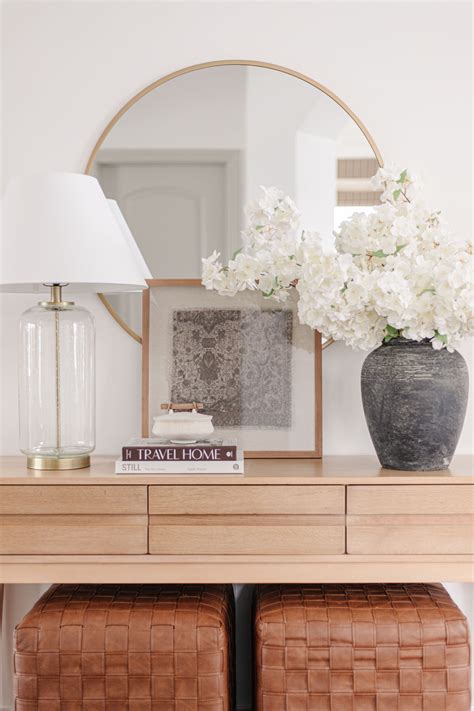 15 Entry Table Decor Tips to Transform Your Entryway - George's
