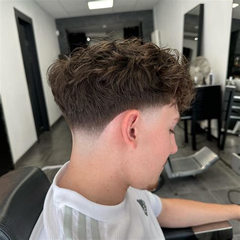Mid Taper Fade & Mid Fade: Complete Style Guide for Straight, Curly
