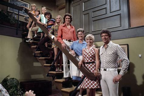 brady bunch house 6