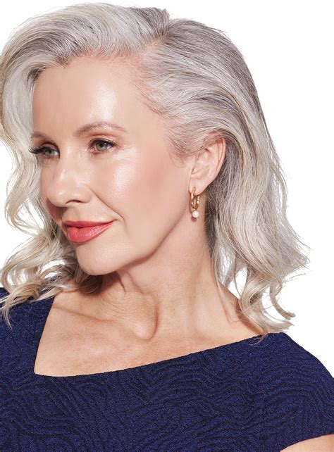 Rosie Earrings by Samantha Rose Jewellery – White Runway