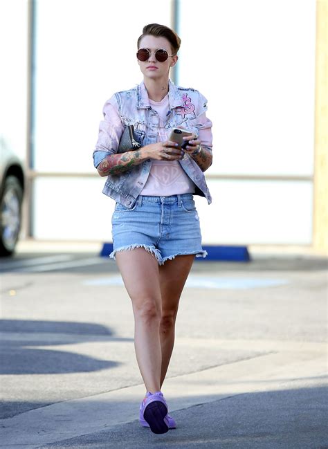 This Hottest Women Celebrity's Style Evolution Is Epic Image 12