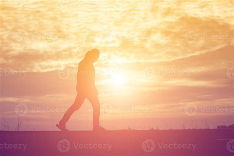 Man in the sunset 8622431 Stock Photo at Vecteezy