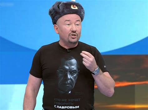 Ведущий шоу «Время покажет» Артём Шейнин известен многим российским ...