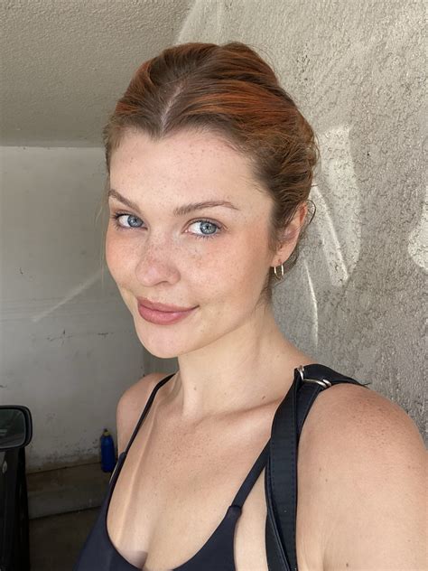 Elly Clutch [2022-05-04] (irtr) : r/BeautifulFemales