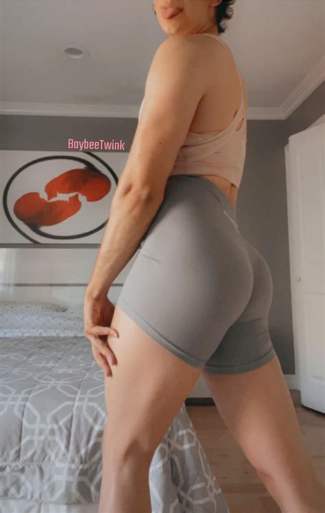 A guy slapped my butt after spin class today…😅I was turned on : r