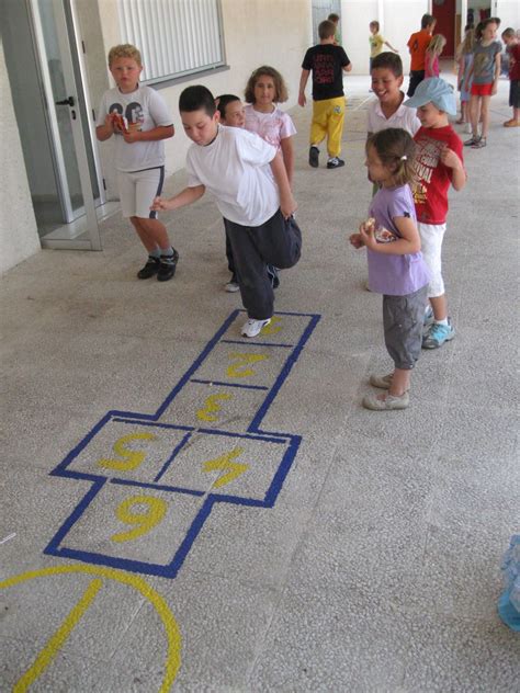 La buena educación lo es todo en la vida: Recreos