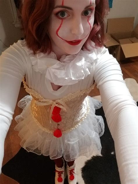 pennywise costume women 4