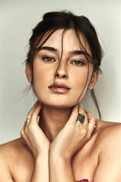 Model: Hannah | MMG Models