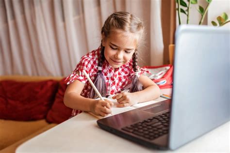 learning  stops  educational institutions  adapting