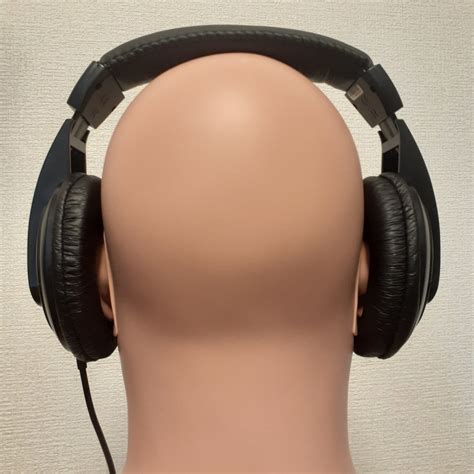 Behringer HPM1000: Private theater room with a rich sound that ...