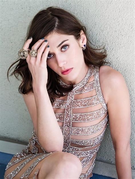 Lizzy Caplan : r/gentlemanboners