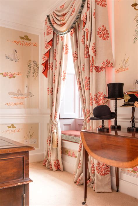 Retirees are raving about the cornwall manor dining hall food 19