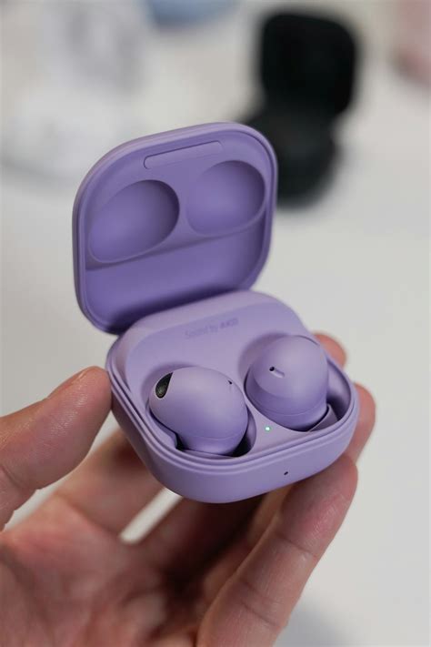 Samsung Galaxy Buds 2 Pro — in pictures