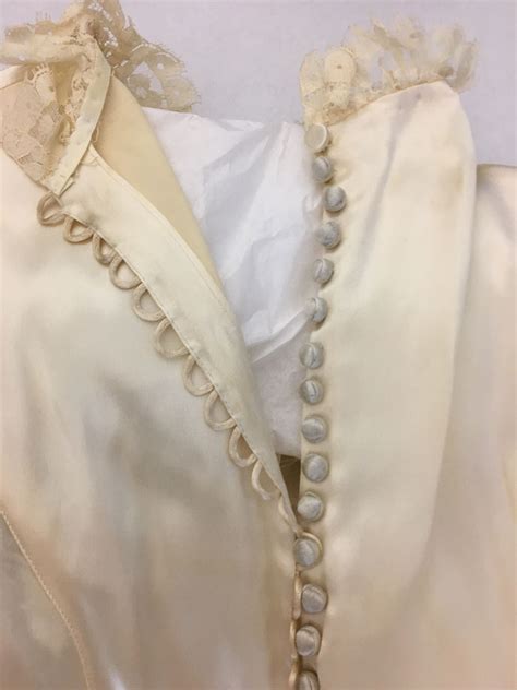 1930’s wedding dress (costume collection)