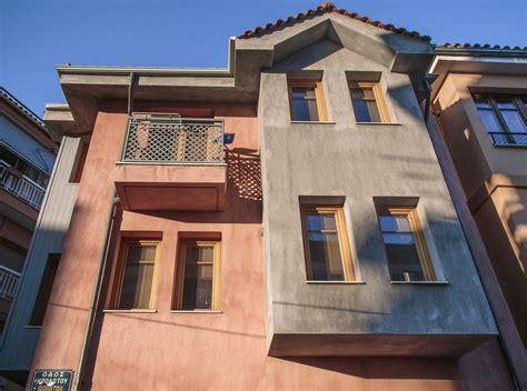 traditional house abstruct architects