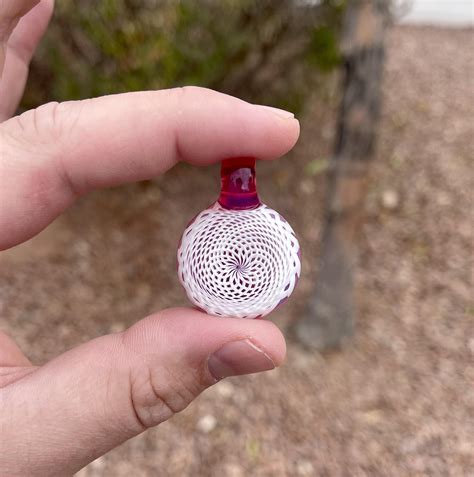 telemagenta reticello pendant   yesterday rglassheads