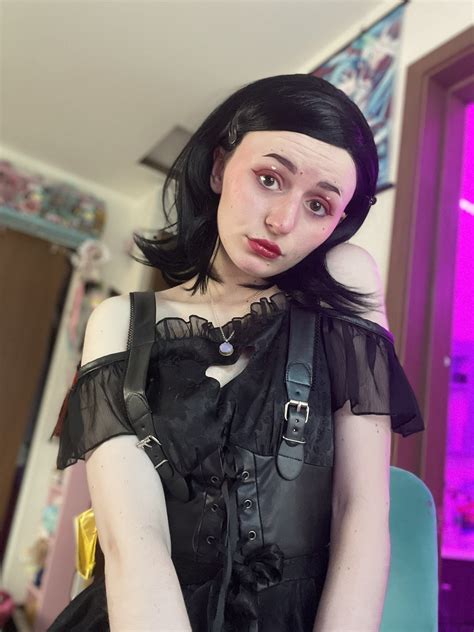 TW Pornstars - 1 pic. Tweetney. Twitter. Dear “you stretched too big