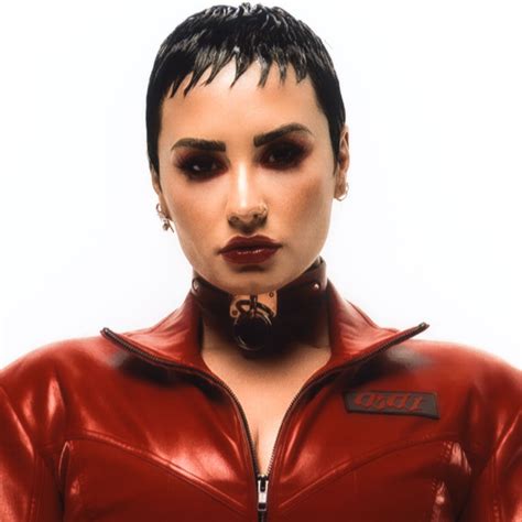 Demi Lovato Gruaig Fionn Agus Gorm Ria & Fran | Demi Lovato Performing