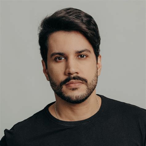 Joyce Oliveira