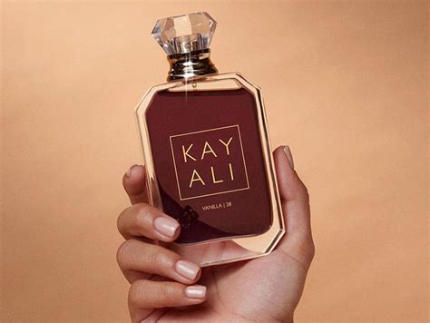 15 Best Vanilla Perfumes for Every Mood