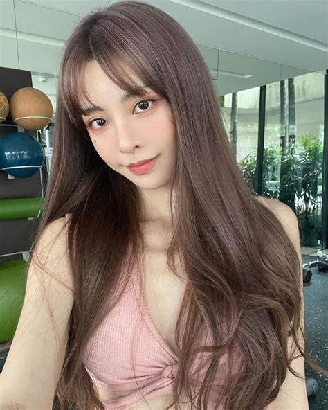 Cathryn Li 03/17/2023 • CelebMafia