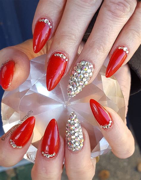 Red with bling | Nails design with rhinestones, Nail designs bling, Red ...