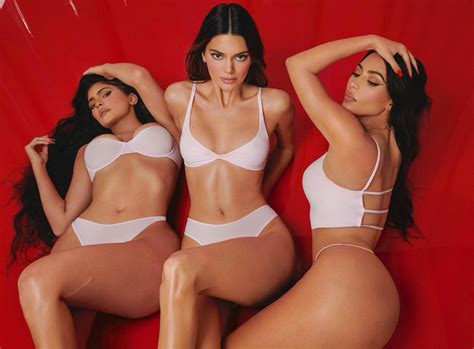 Kylie Jenner vs Kendall Jenner vs Kim Kardashian : r/CelebBattles