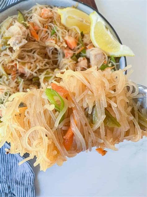 Pancit Bihon Recipe - Foodology Geek