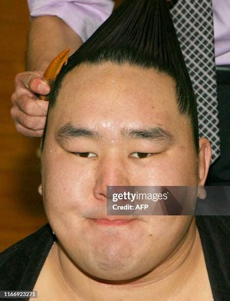 53 Sumo Wrestler Hair Stock Photos, High-Res Pictures, and Images ...