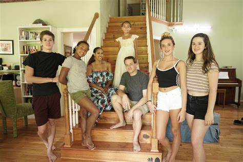 The Daughter Swap Gif Has A Very Surprising Secret Detail